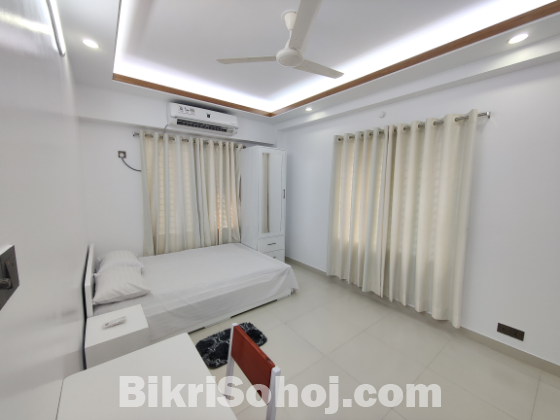 Furnished 2BHK Serviced Apartment RENT in Bashundhara R/A